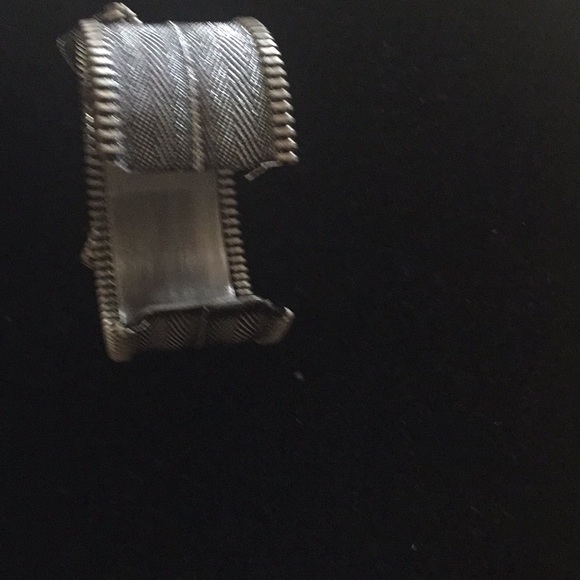 🛍2 for$35🛍Jean Cuff bracelet NWOT - Picture 2 of 2